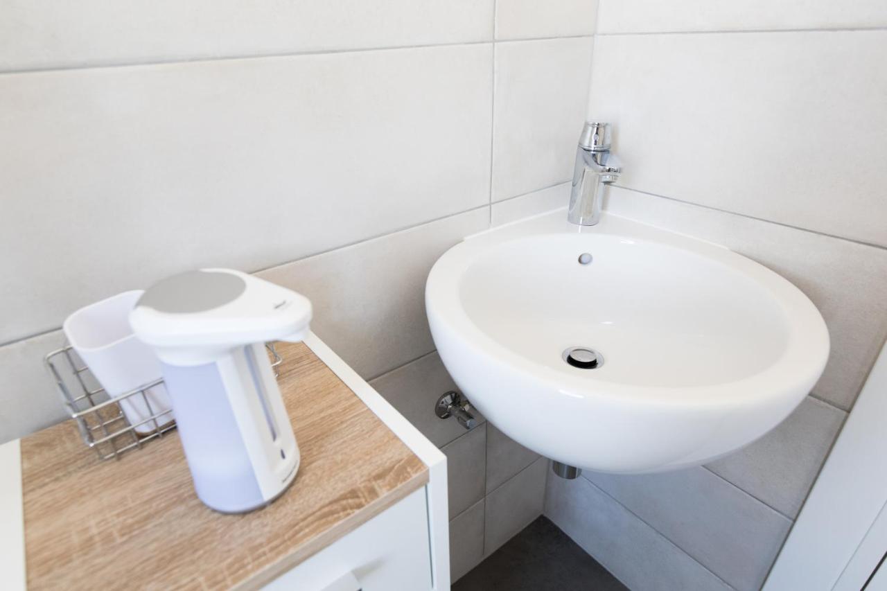 Studio Apartman Moonlight Zadar Bagian luar foto