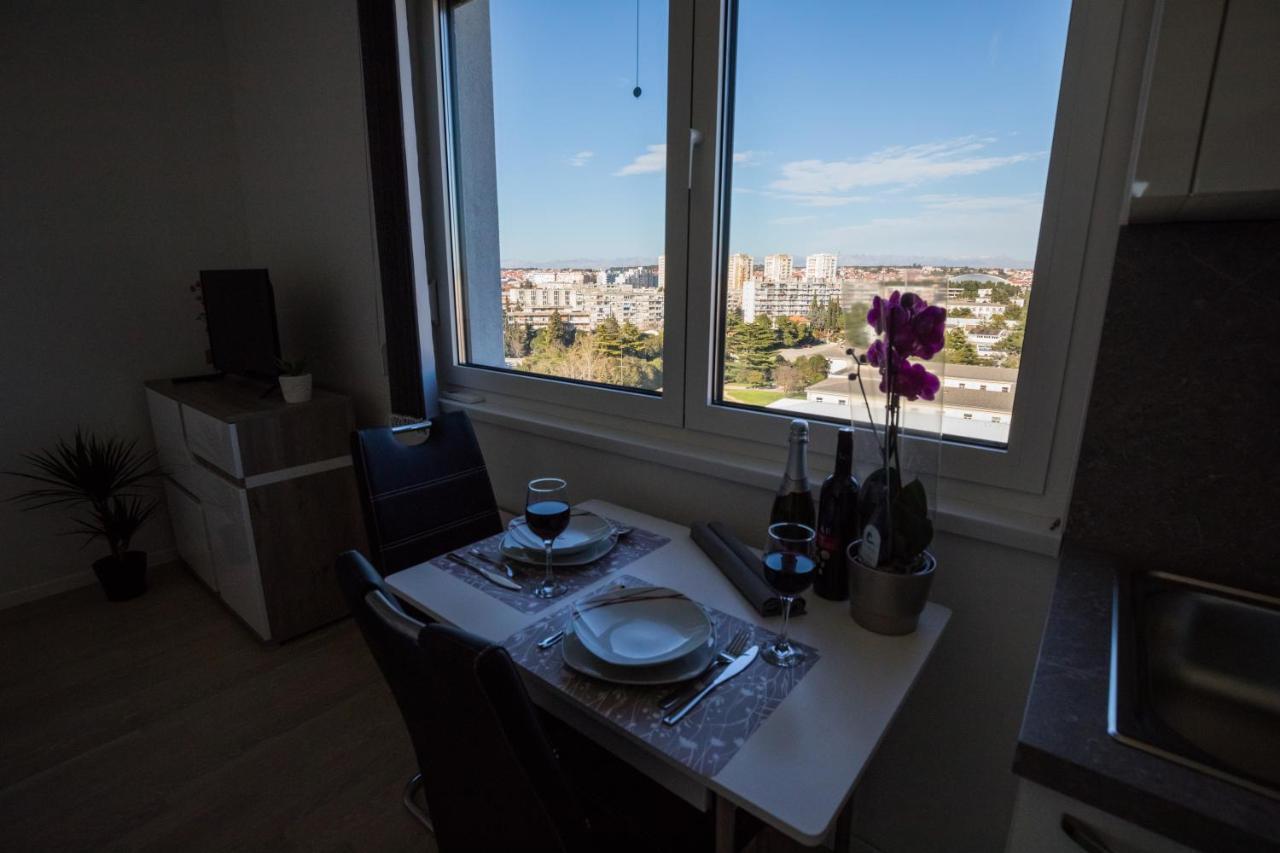 Studio Apartman Moonlight Zadar Bagian luar foto