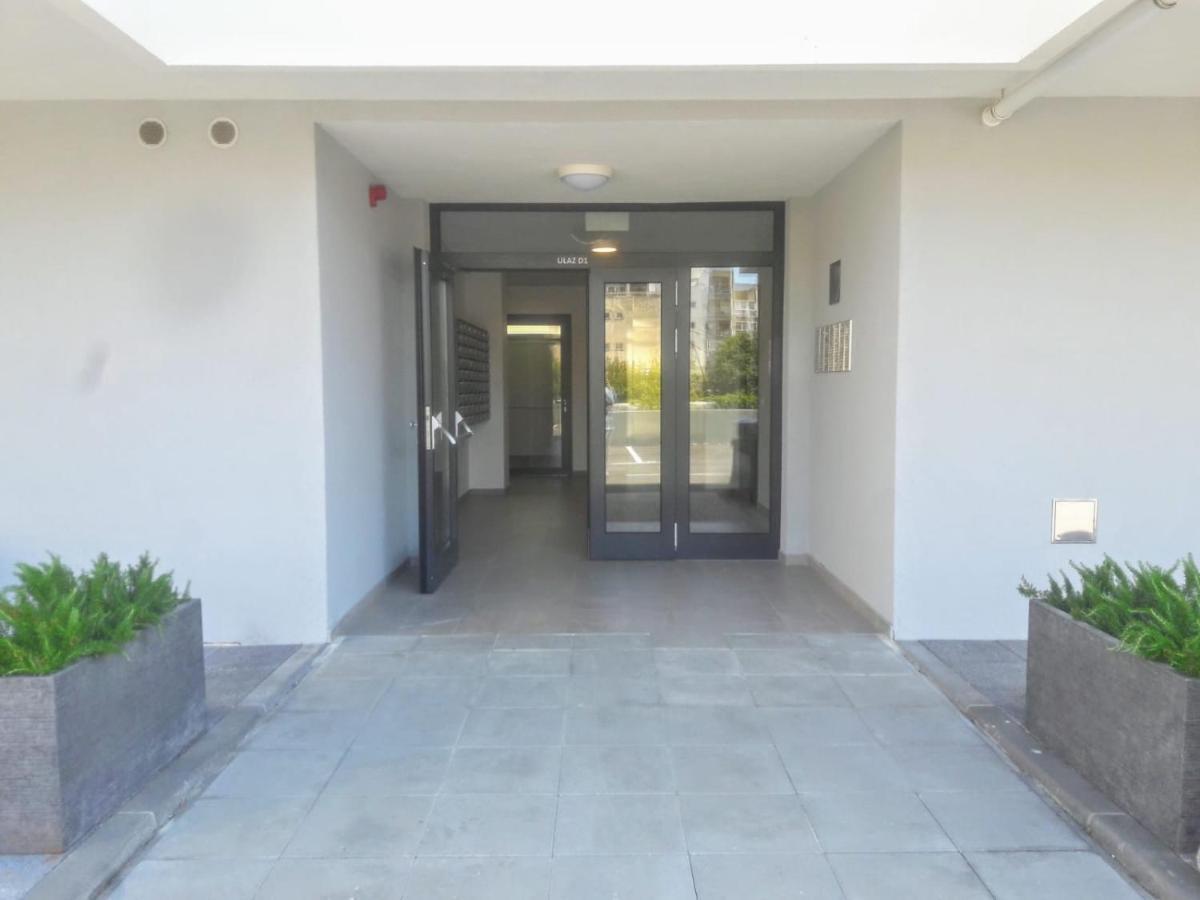 Studio Apartman Moonlight Zadar Bagian luar foto
